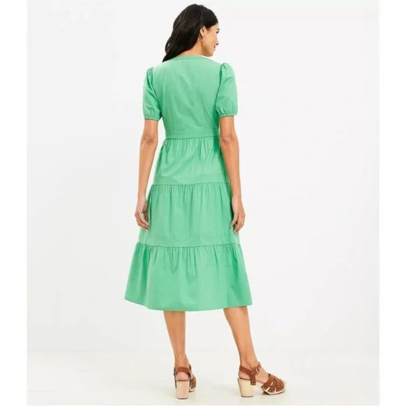Ann Taylor Loft Mint Green puff sleeve tiered midi dress size 4P - Picture 3 of 8